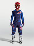 Alpinestars Racer Hunt utrustningsset, blå och röd motocrossoutfit för herr med matchande tröja, byxor och vita stövlar.