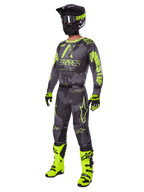 Alpinestars 2025 Racer Hollow Gear Set, komplett motocrossutrustning, grått kamouflage och neongult, inkluderar tröja, byxor, matchande svart och gul hjälm, goggles, handskar och neongula stövlar, högpresterande racingutrustning för terrängkörning