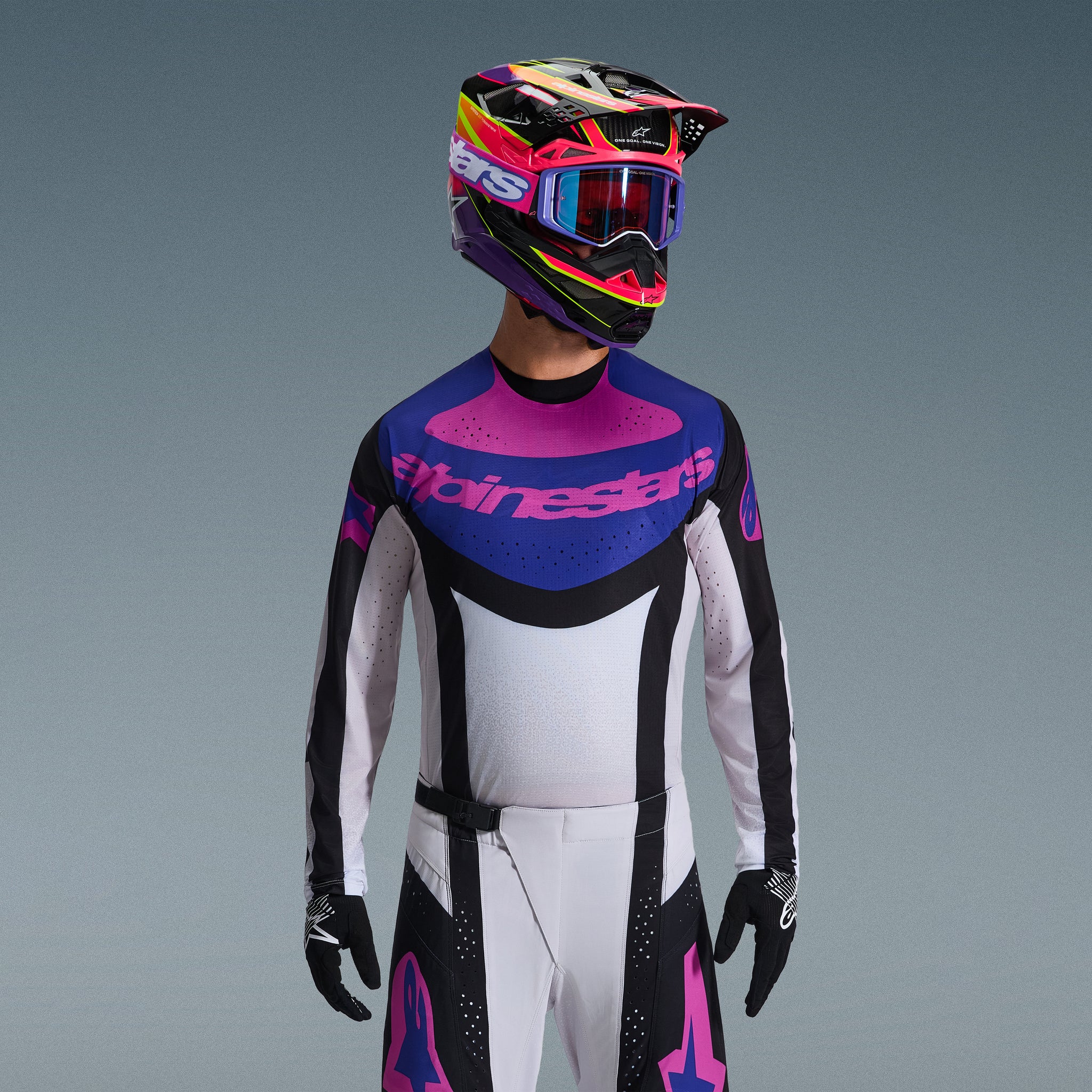 2026 Techstar Knif Gear Set