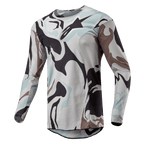Alpinestars 2024 Racer Tactical tröja, motocrosströja, Iron Camo Dust Gray, med ett djärvt kamouflagemönster i ljusgrå, mörkgrå och blekblå toner, lätt poly-tygkonstruktion med ventilerande meshinsatser, ergonomisk sportpassform.