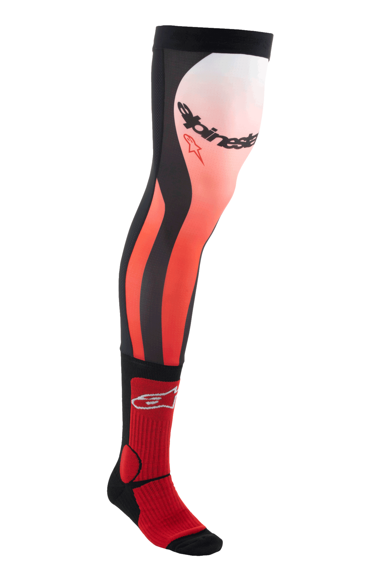 Alpinestars Knee Brace Socks, långa motocross-strumpor, klarröda, vita och svarta, knähög teknisk design med tonat mönster och tydlig logotyp, ribbad struktur för säker passform, specifikt utformade för användning med terrängstövlar och knäskydd