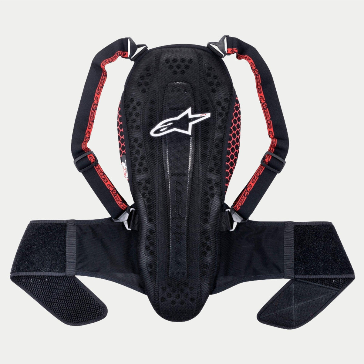 Alpinestars Nucleon KR-2 ryggskydd, Black Smoke Red, artikulerat kotpelarskydd med vit stjärnlogotyp, röda bikakeformade sidopaneler, justerbara axelremmar och brett midjebälte, CE-nivå 2 säkerhetsutrustning för motorcykel