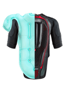 Alpinestars Tech-Air® 7X-system, airbag-väst för motorcykel, svart och röd, vy bakifrån med en delad bild av den ljusblå uppblåsta airbag-blåsan och det interna bikakeformade ryggskyddet, högpresterande skydd för bana och gata