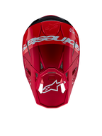 Alpinestars Supertech M10 Flood-hjälm, motocrosshjälm, röd och fluoröd med matt och glansig finish, perspektiv uppifrån som visar tydlig Alpinestars-branding och logotyp, avancerat aerodynamiskt skal med integrerade ventilationsportar för terrängkörning