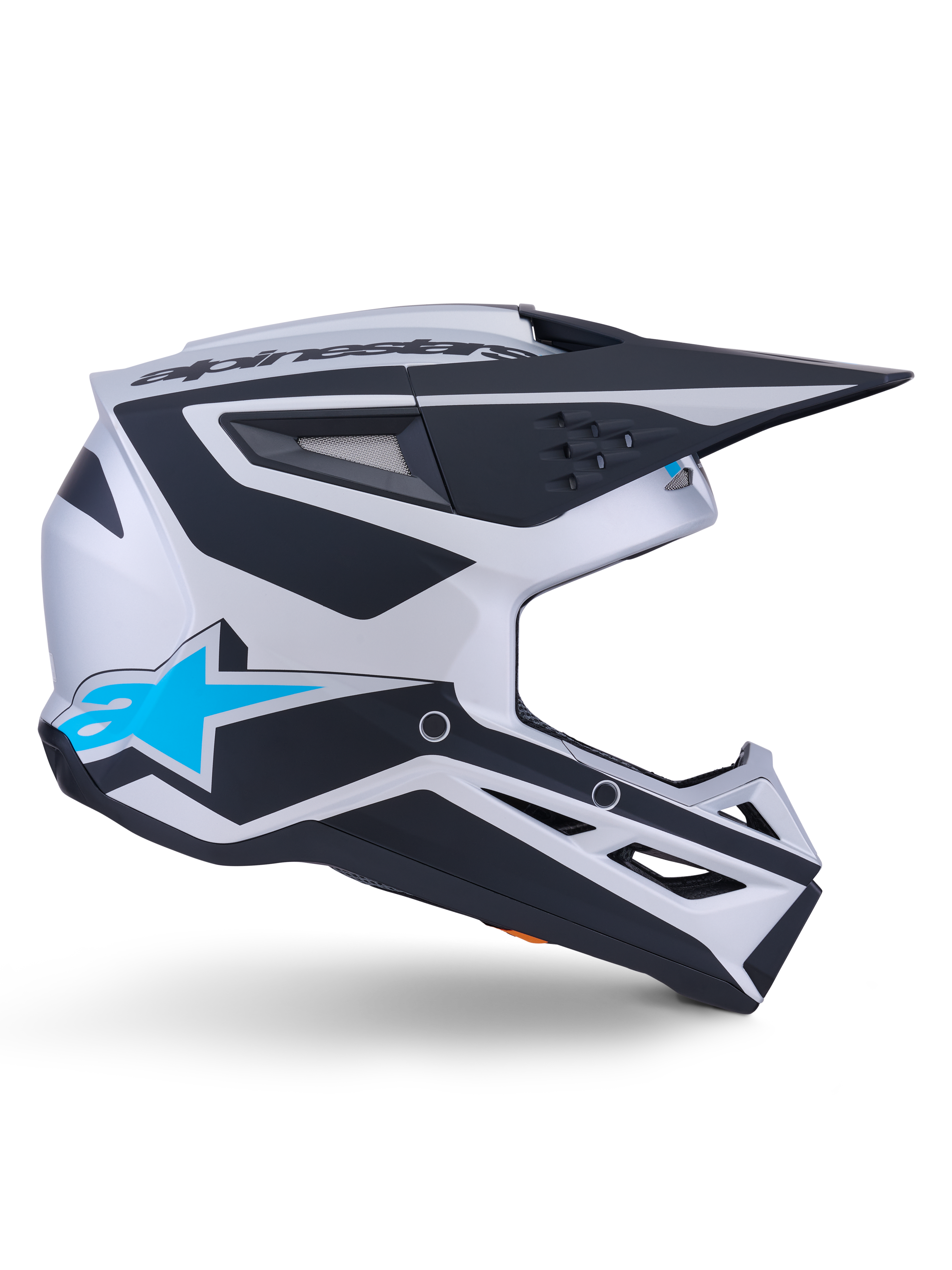 Alpinestars S-M3 Heat Helmet ECE 22.06, motocrosshjälm, silver, blå och mattsvart, sidoprofil med kraftfull svart grafik, ljusblå A-star-logotyp, svart aerodynamiskt visir och flera ventilationsöppningar för terrängprestanda