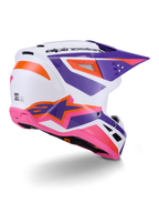 Alpinestars S-M3 Heat Hjälm ECE 22.06, motocrosshjälm, vit med lila, rosa och orangea detaljer, vy snett bakifrån som visar ventilationsöppningar och en tydlig stjärnlogotyp, glansig finish för offroad-prestanda