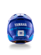 Alpinestars Yamaha S-M3-hjälm, motocrosshjälm, blå vit blank, vy bakifrån som visar vit YAMAHA-logotyp och blå Alpinestars-text, elegant blank yta med synliga ventilationsöppningar och säkerhetscertifieringsetiketter.