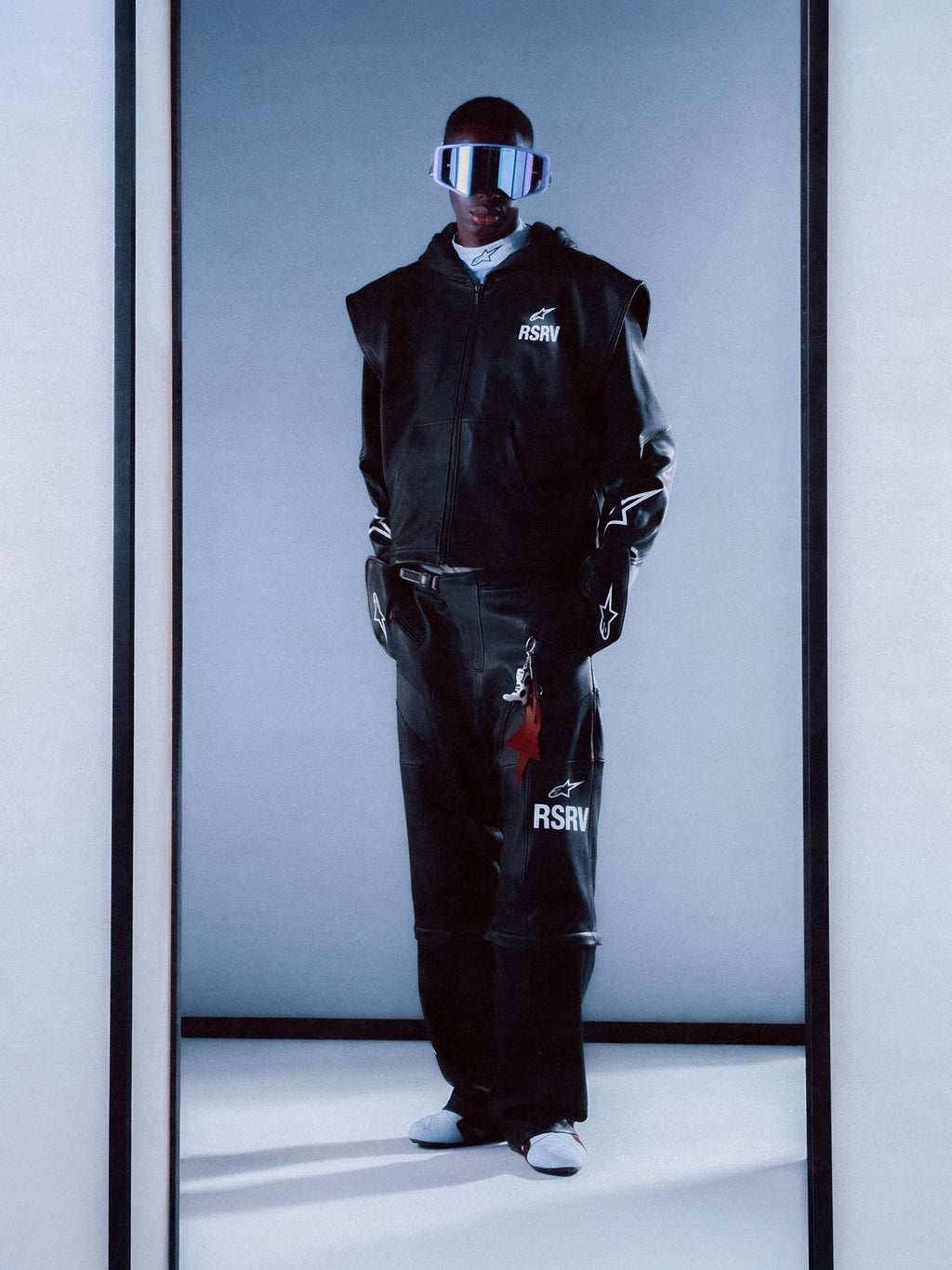 RSRV Axis Läder Hoodie