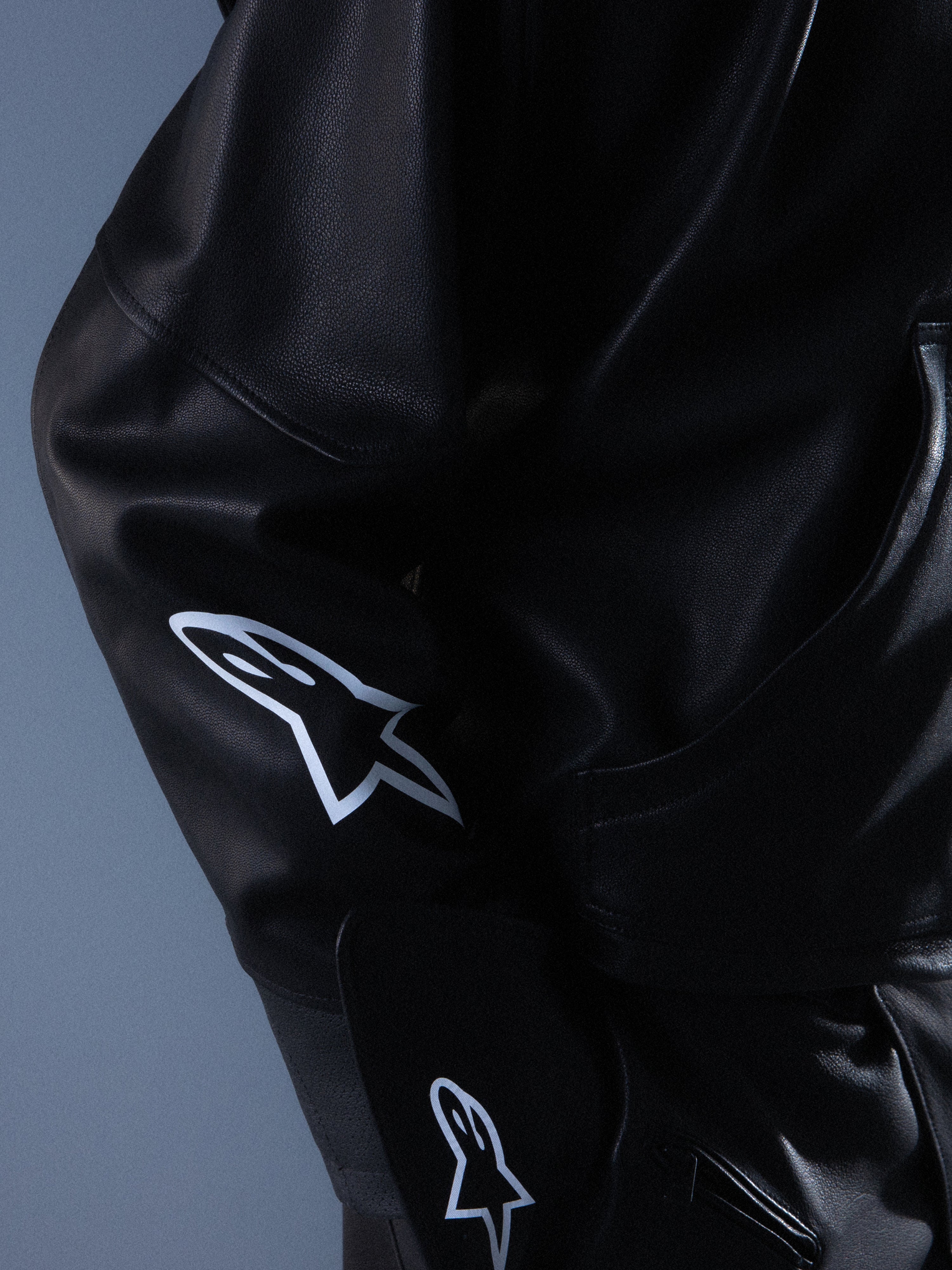 RSRV Axis Läder Hoodie