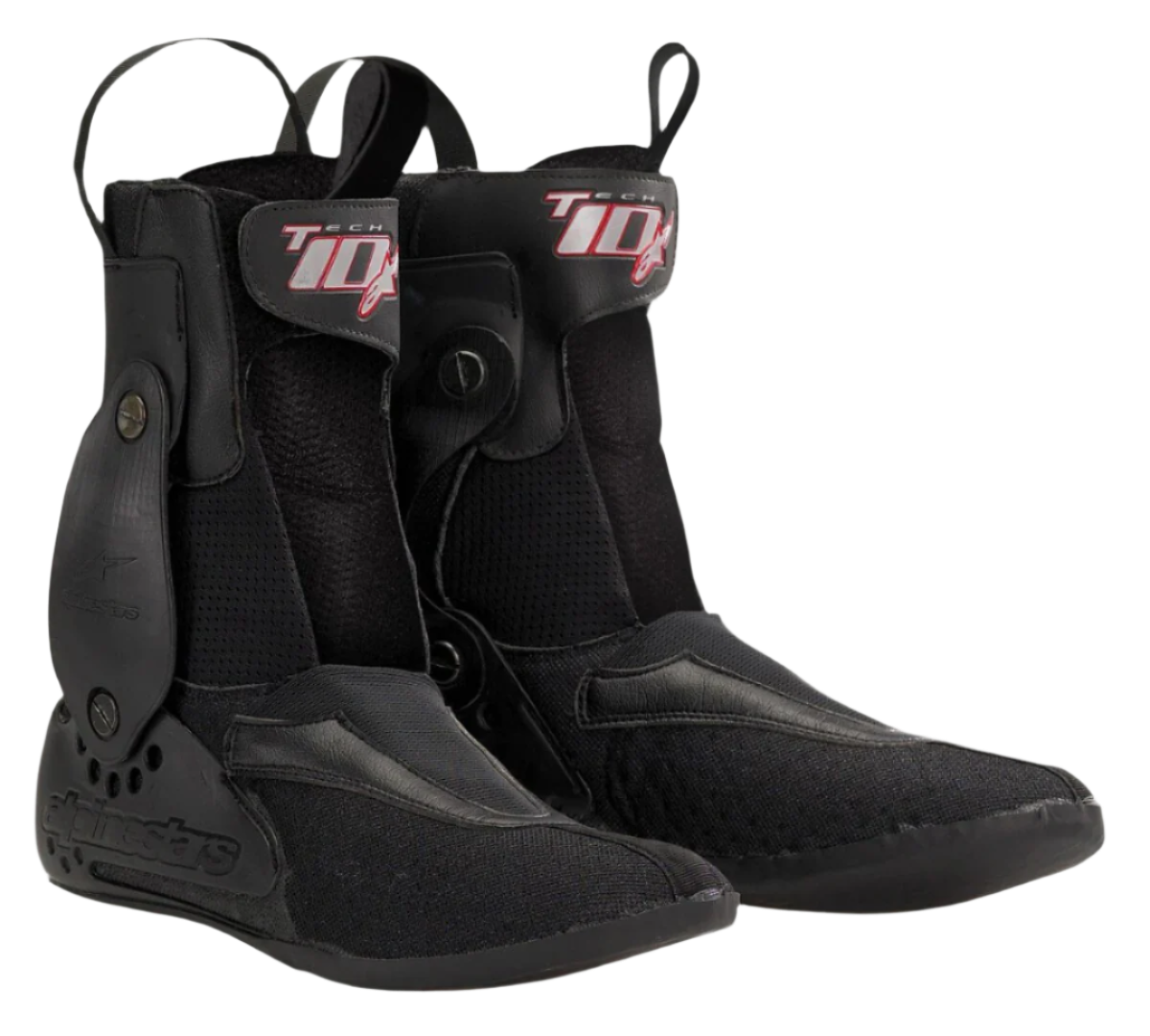 Alpinestars Tech-10 avtagbar innersko, svarta innerskor för motorcykelstövlar, röd och vit Tech-10-logotyp, texturerat tyg med syntetpaneler, justerbara remmar med metallknappar, dragflikar fram och bak