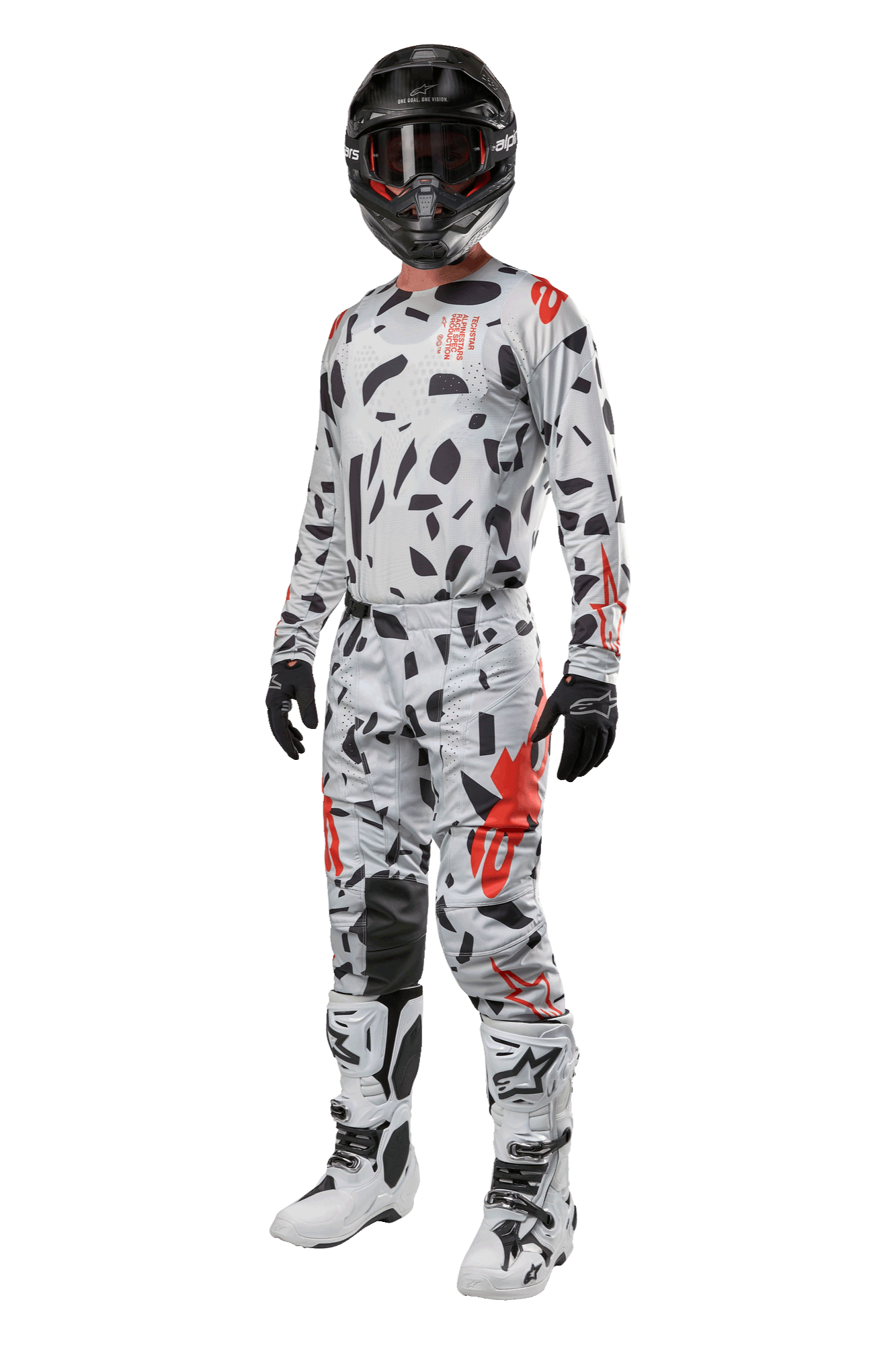 Alpinestars 2024 Techstar Rantera-byxor, motocrossbyxor, Haze Gray Camo, bärs med matchande tröja, svart hjälm samt vita och svarta stövlar, med svarta abstrakta mönster och röda detaljer, komplett utrustning för terrängkörning
