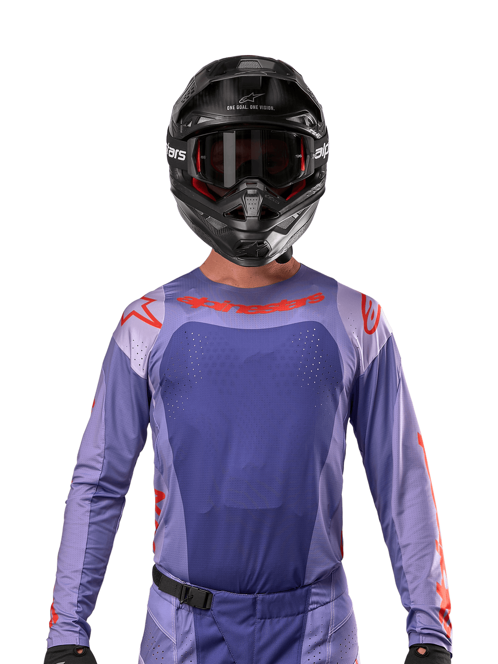 Alpinestars 2024 Techstar Ocuri-tröja, lila och starkt orange, bärs av en motocrossförare med svart hjälm och goggles, laserskurna perforeringar på bröstet, atletisk tävlingspassform och framträdande röd logotyp på axlar och bröst.