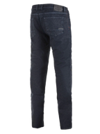 Alpinestars Copper Out V2 Riding Denim, motorcykeljeans, Rinse Plus Blue, vy bakifrån som visar vanlig rak passform, läderemblem på linningen, mörkt tvättad denim för urban stadskörning