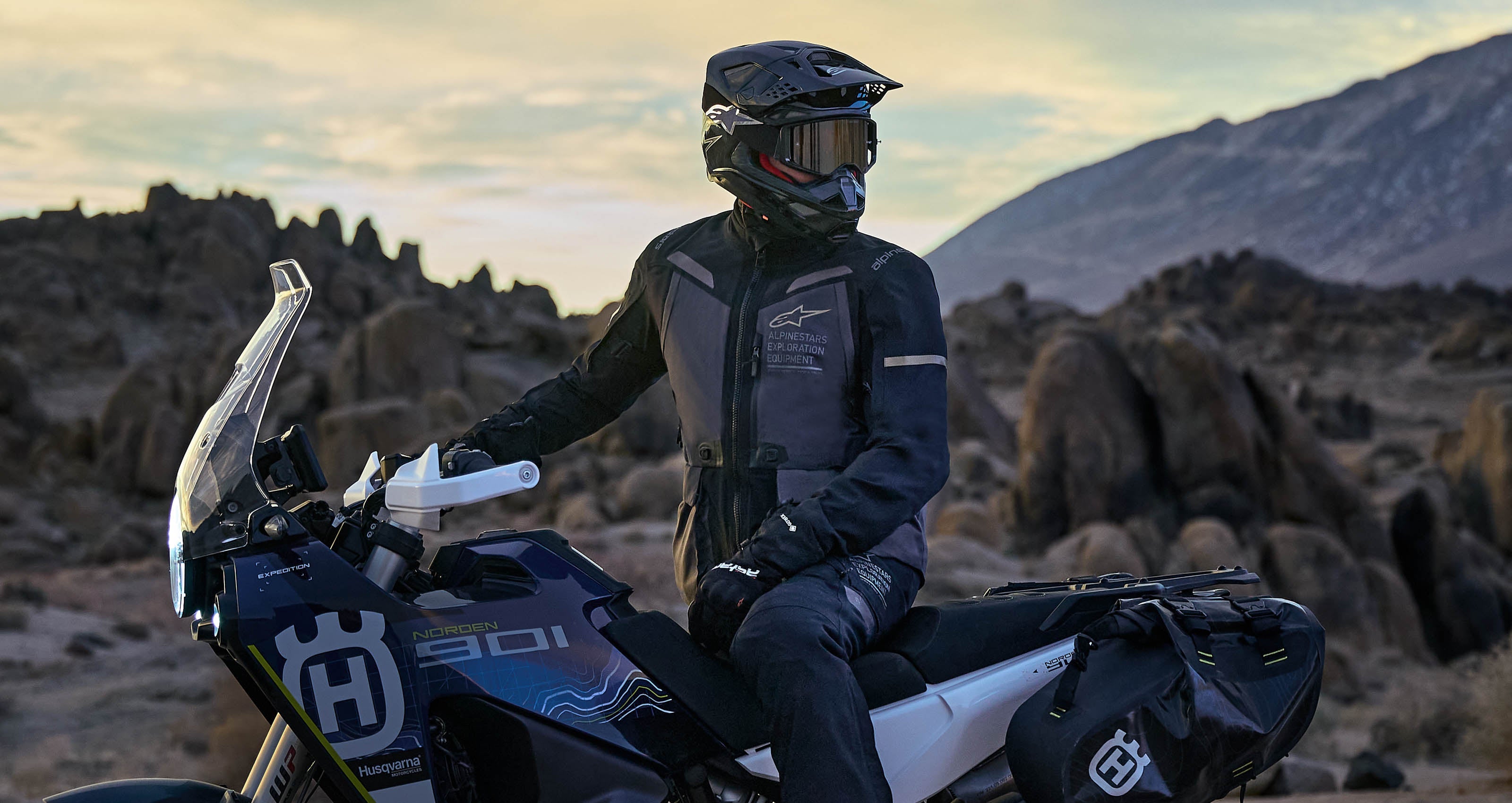 ST-7 2L Gore-Tex - Brown Motorcycle Jacket | Alpinestars®